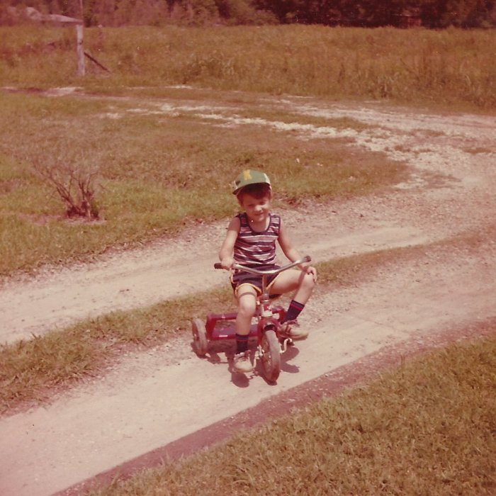 "My mama, she went to the store, her, and just left me out here."